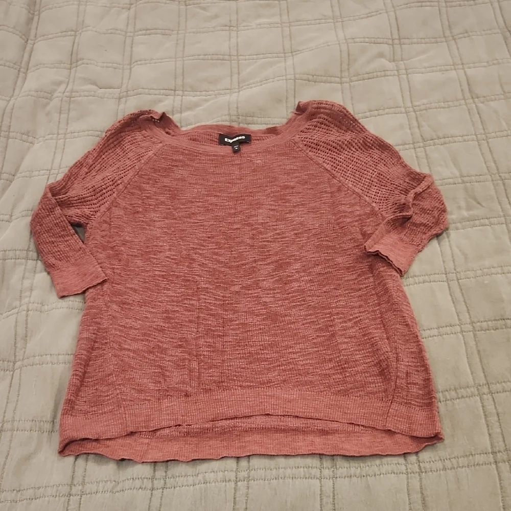 Express Women's Dusty Mauve Crew Neck Sweater W/ 3/4 Sleeves Size S